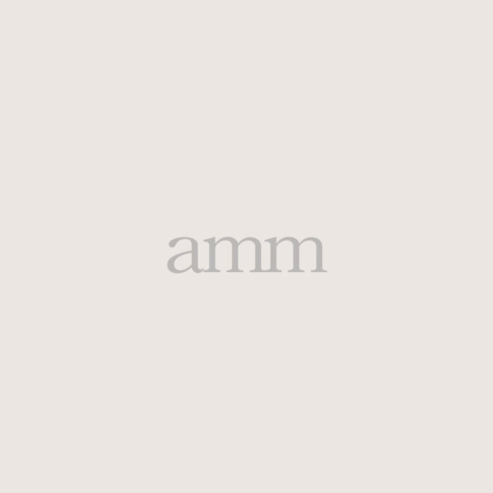 Meet your Posher, Amelia